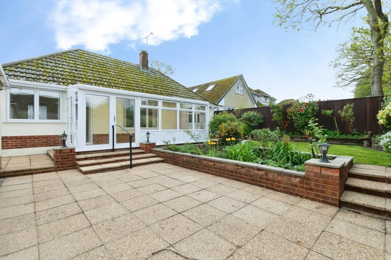 Gallows Drive, Ferndown, BH22, photo 18