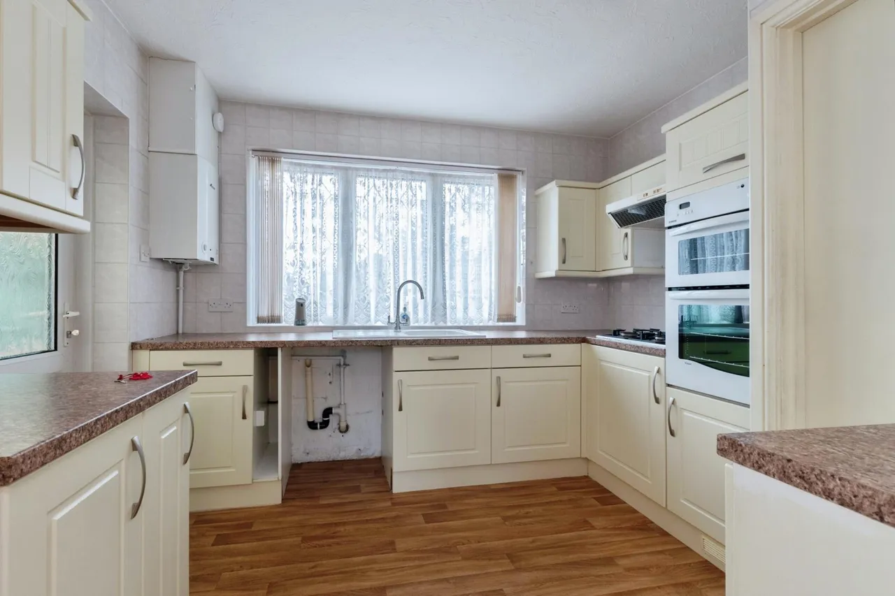 Gallows Drive, Ferndown, BH22, photo 5