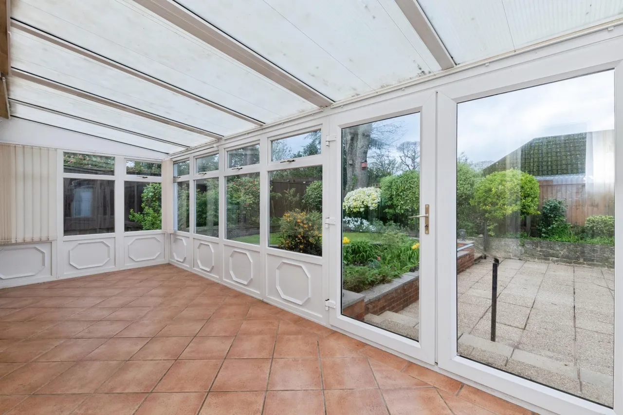 Gallows Drive, Ferndown, BH22, photo 17