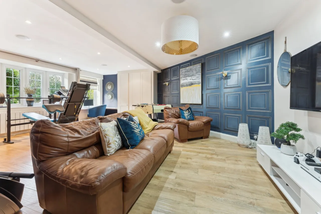 Manor Road, Penn, HP10, photo 11