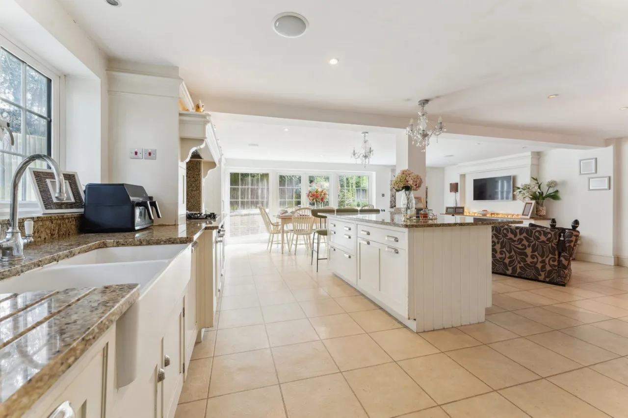 Manor Road, Penn, HP10, photo 13