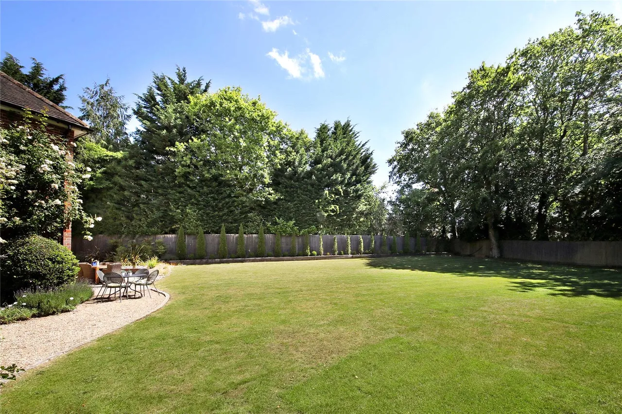 Manor Road, Penn, HP10, photo 15