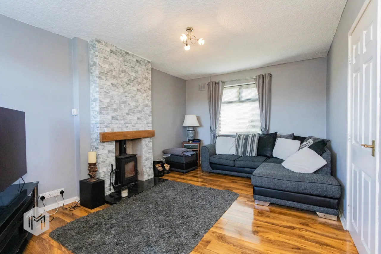 Longworth Road, Horwich, Bolton, BL6 7EU, photo 2