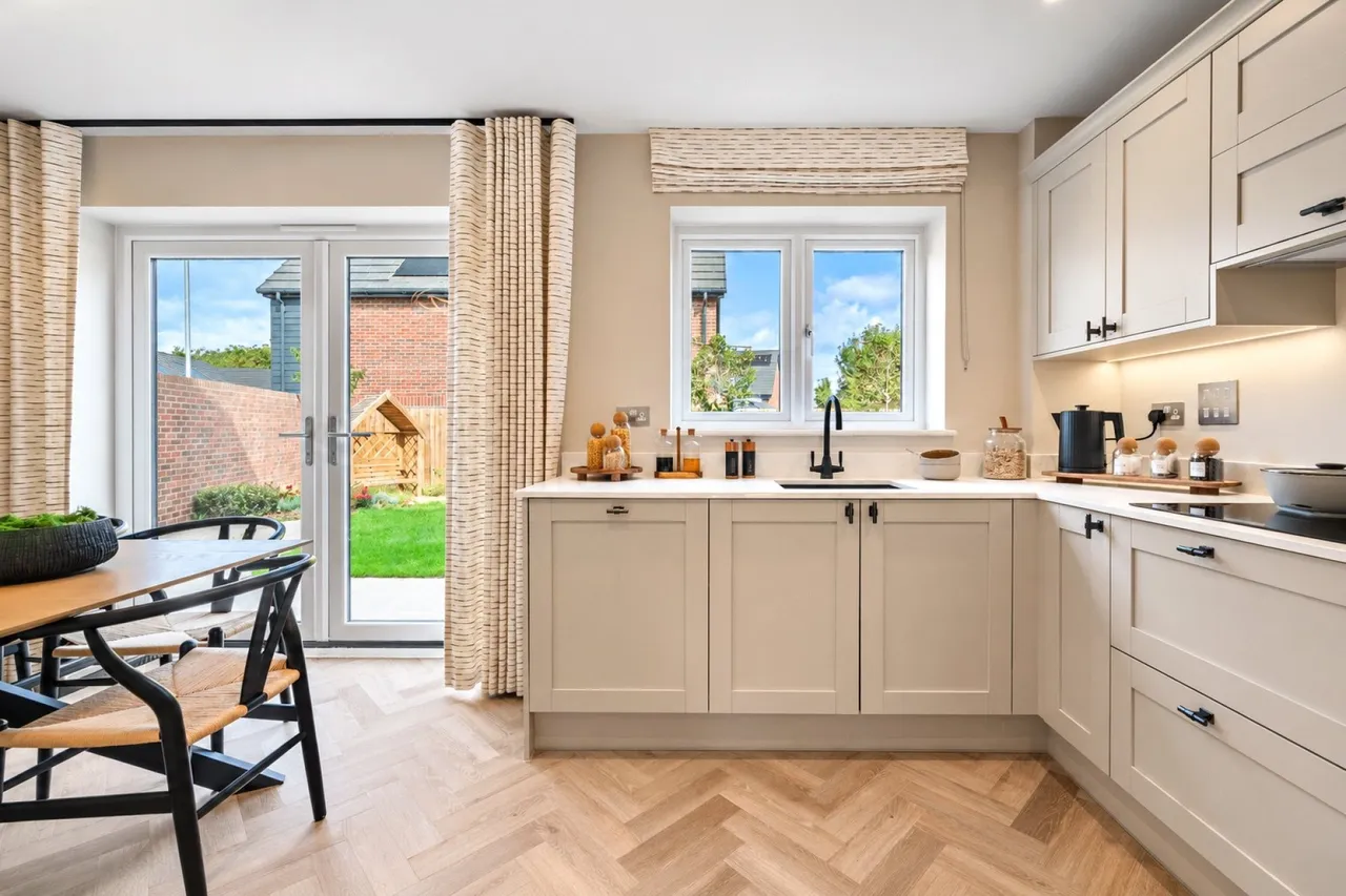 Brentry, Bristol, BS10, photo 4