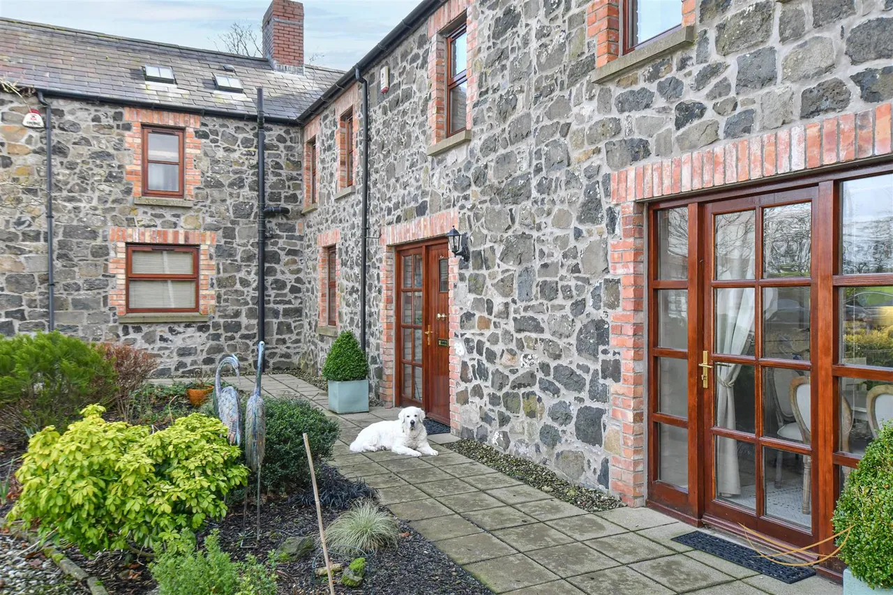 Dixons Corner, Doagh, Ballyclare, BT39 0UF, photo 2