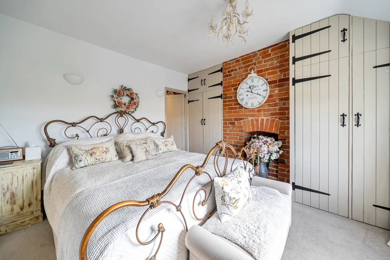 Island Cottages Kembers Lane, Mapledurwell, Basingstoke, RG25 2NA, photo 13