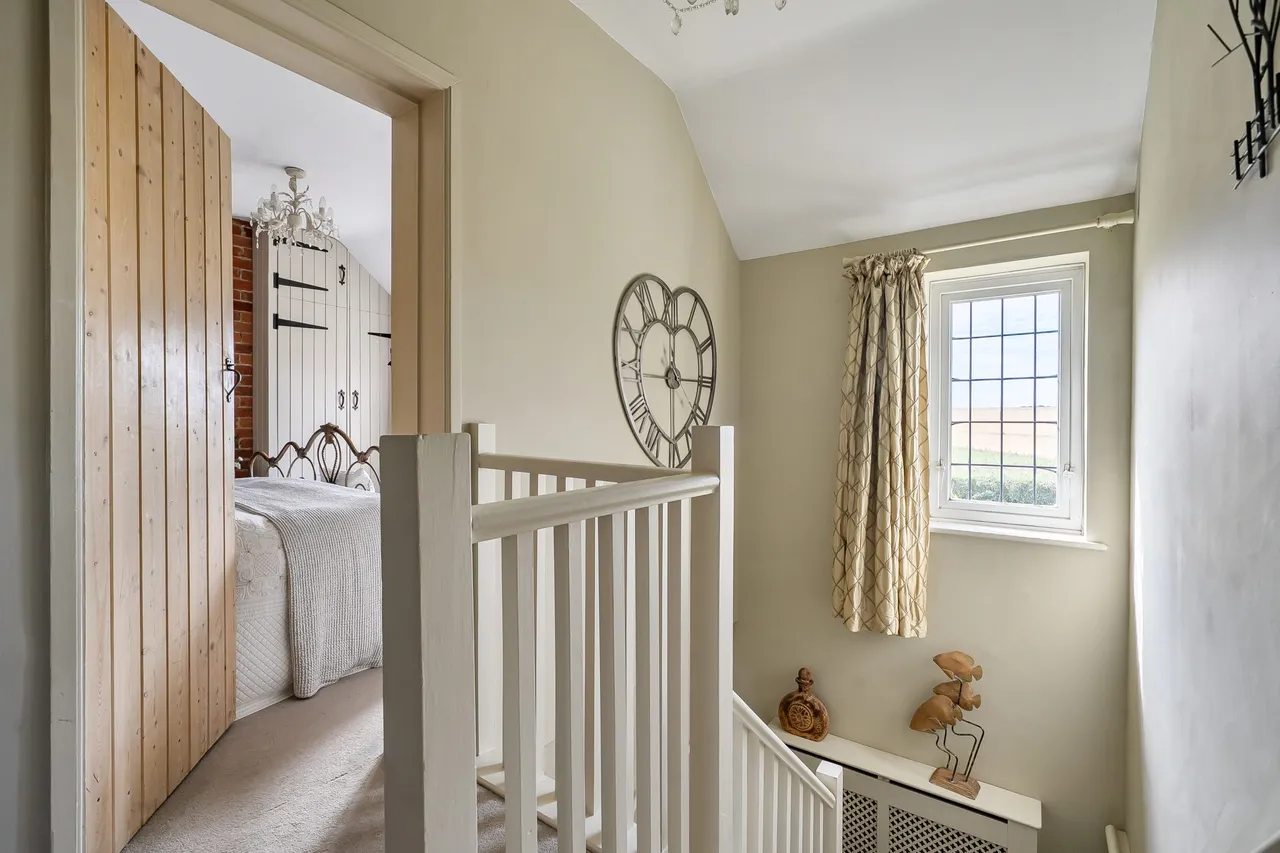 Island Cottages Kembers Lane, Mapledurwell, Basingstoke, RG25 2NA, photo 12
