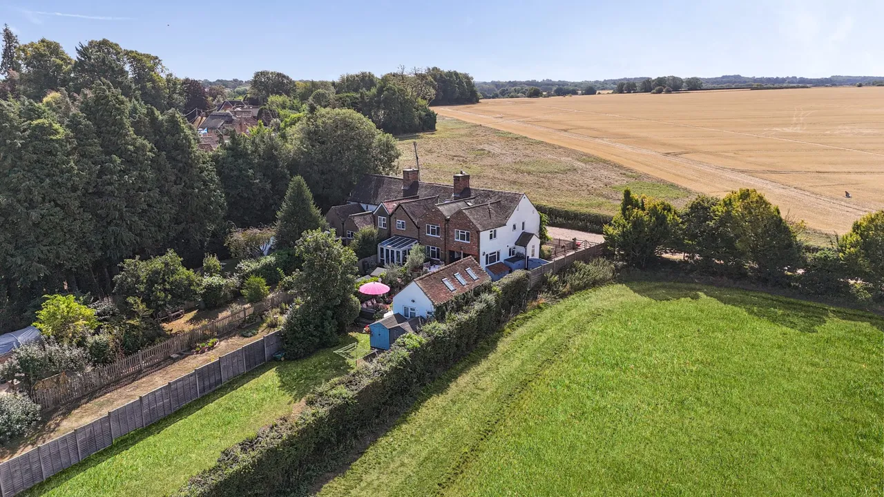Island Cottages Kembers Lane, Mapledurwell, Basingstoke, RG25 2NA, photo 21