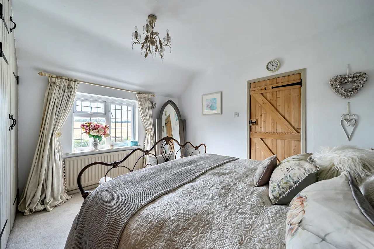 Island Cottages Kembers Lane, Mapledurwell, Basingstoke, RG25 2NA, photo 16