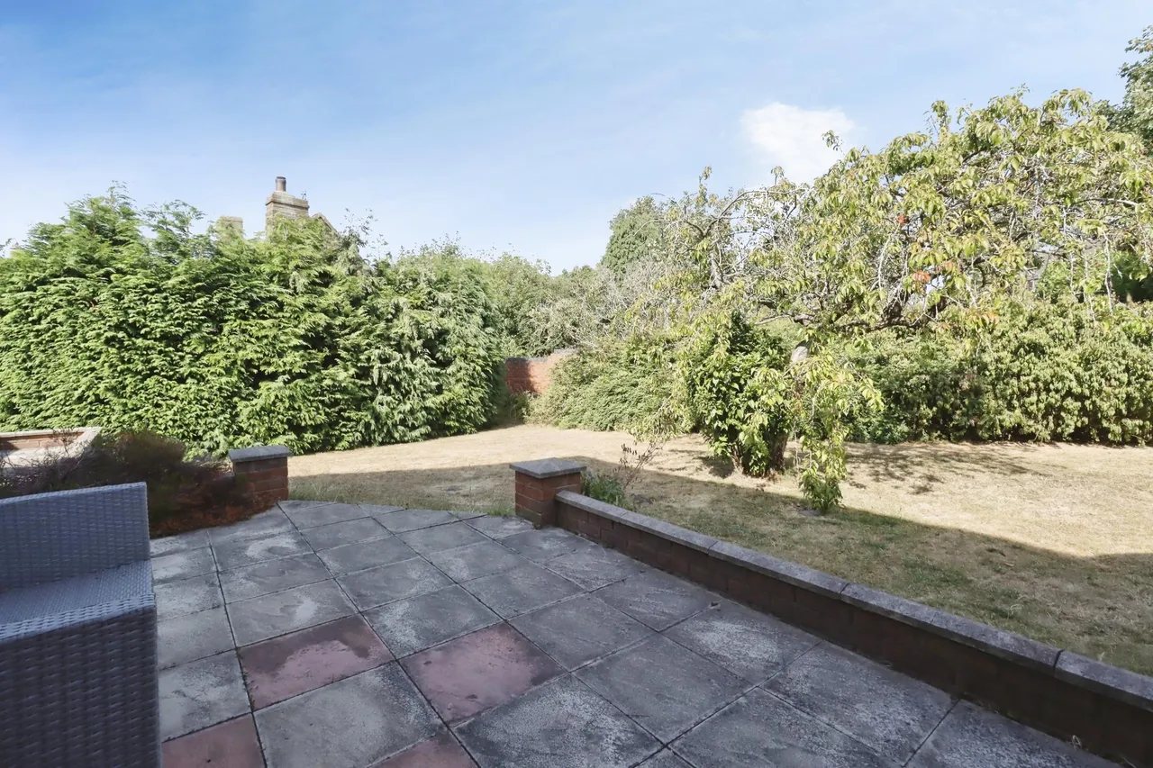 Damson Drive, The Rock, TF3, photo 4