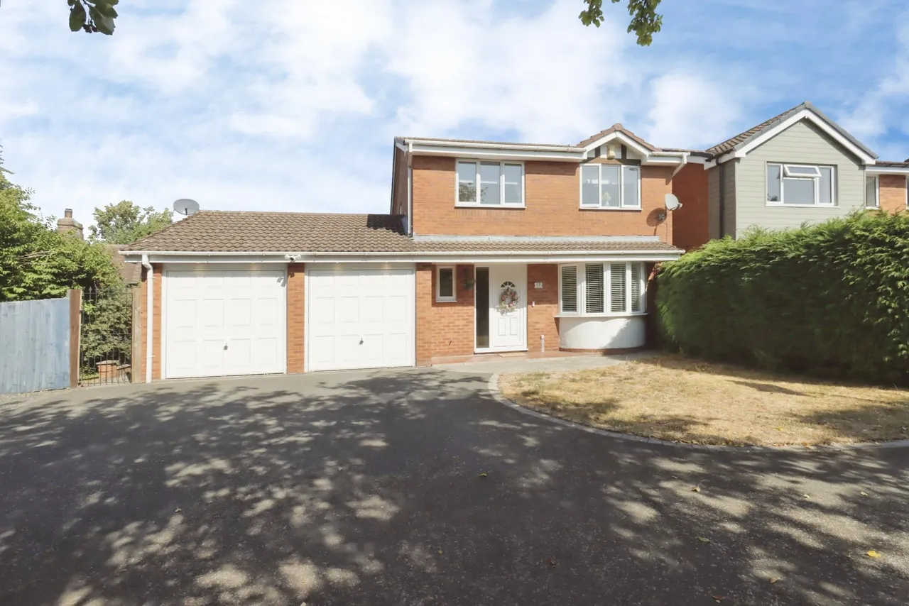 4 bed house for sale, Damson Drive, The Rock, TF3