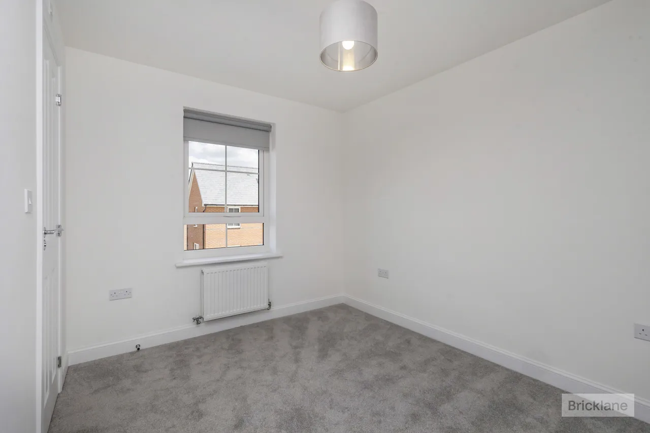 Tangmere Road, HAILSHAM, photo 8