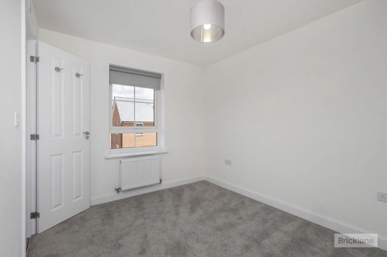 Tangmere Road, HAILSHAM, photo 6