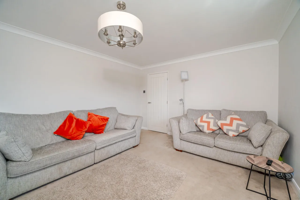 Lindsey Drive, Grimsby, DN36, photo 15