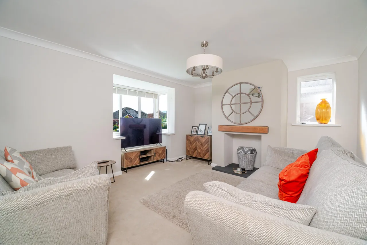 Lindsey Drive, Grimsby, DN36, photo 16
