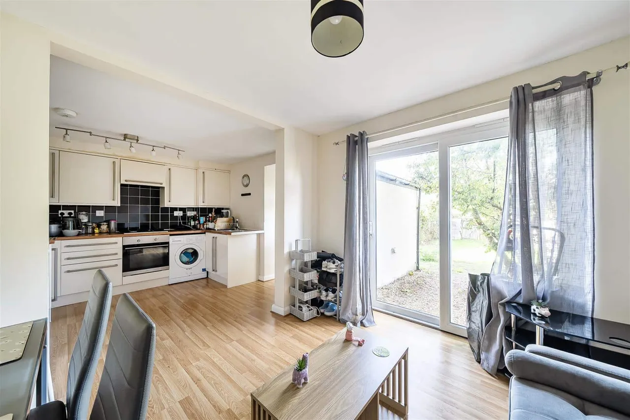 Filton Avenue, Filton, BS34, photo 2