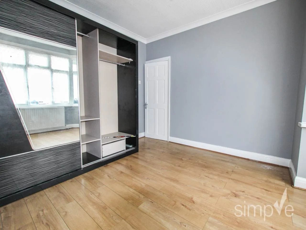 Greenland Crescent, Southall, UB2, photo 5
