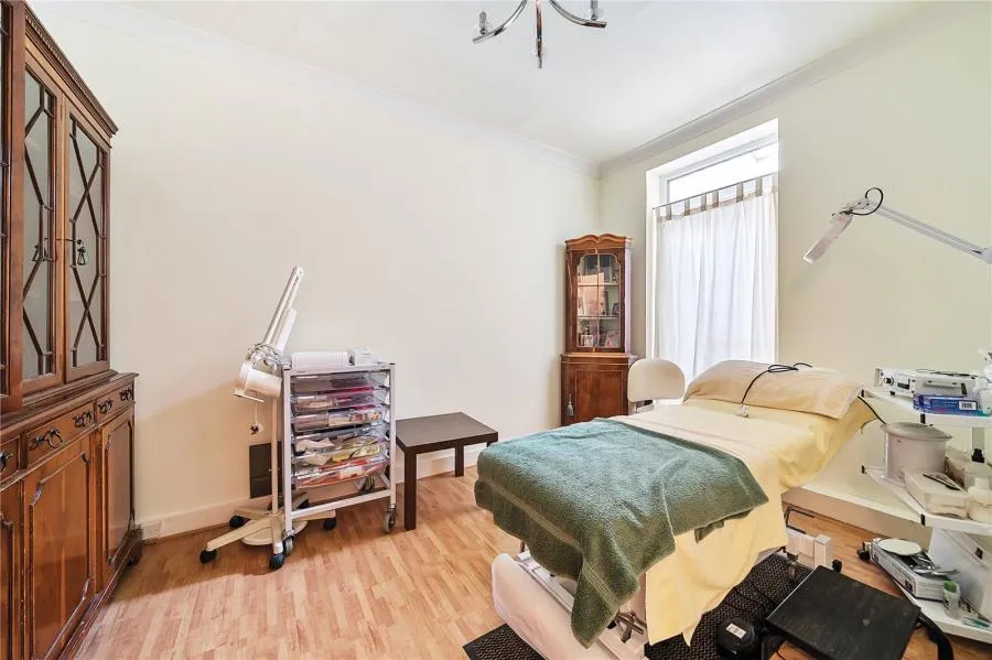 Russell Street, Windsor, SL4, photo 8