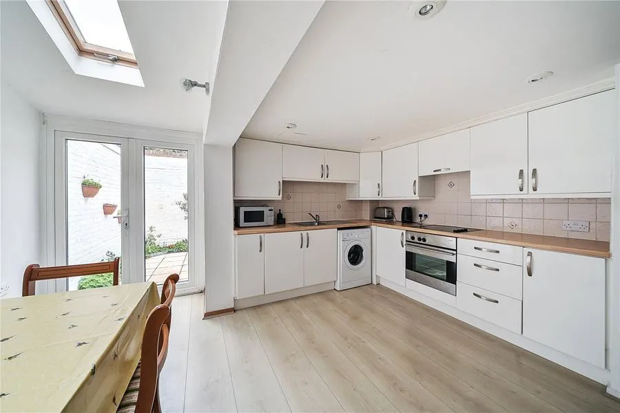 Russell Street, Windsor, SL4, photo 20