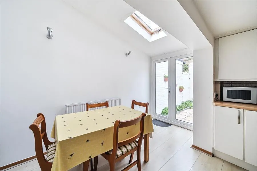 Russell Street, Windsor, SL4, photo 19