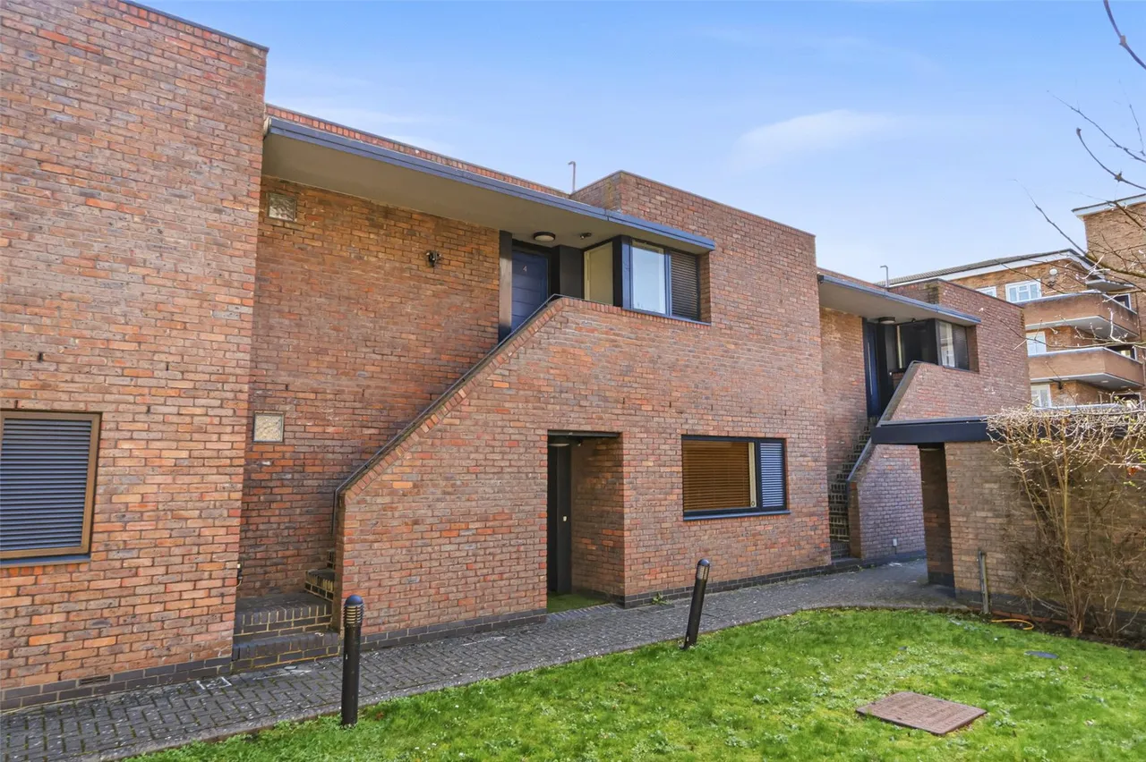 Callington Mews, Twickenham, TW2 5EY, photo 10