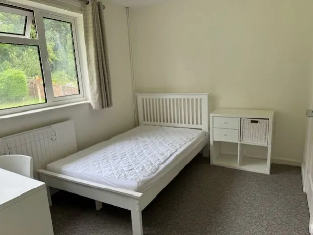 Winchester, SO22, photo 10