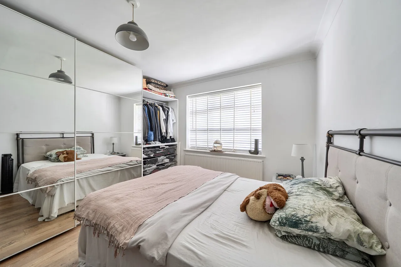Friary Close, London, N12, photo 8