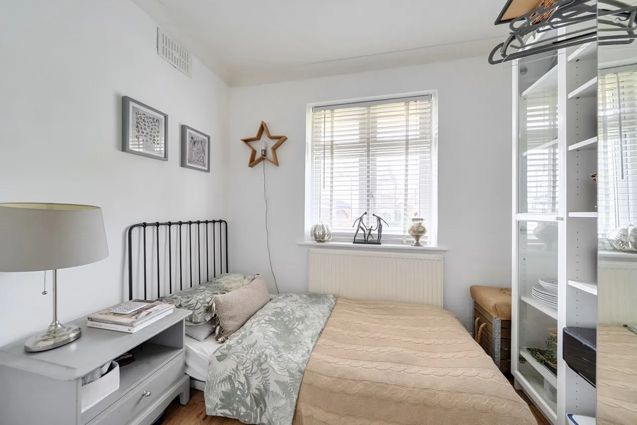 Friary Close, London, N12, photo 9