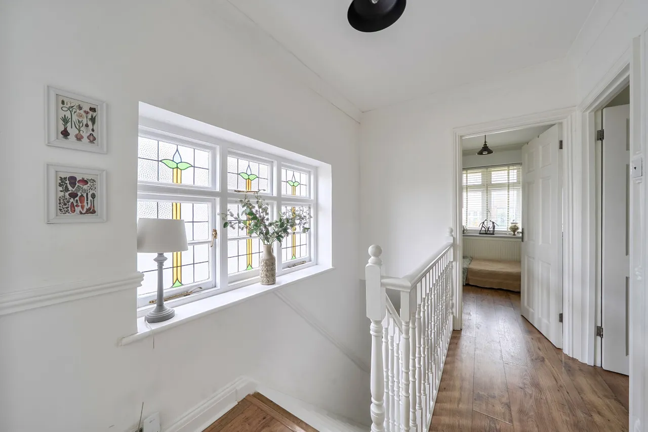 Friary Close, London, N12, photo 15