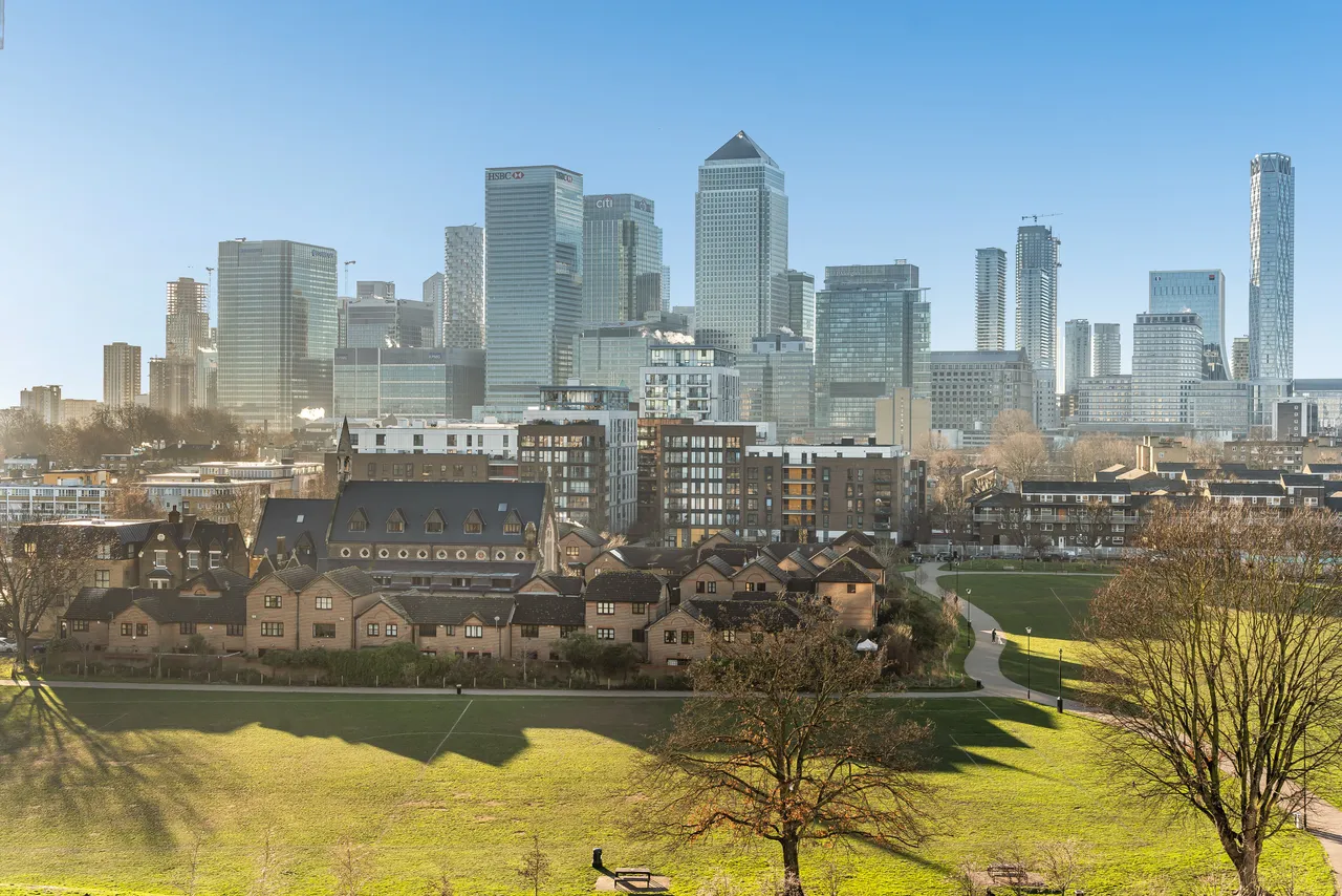 701 Ingot Tower, 28 Ursula Gould Way, London, photo 8