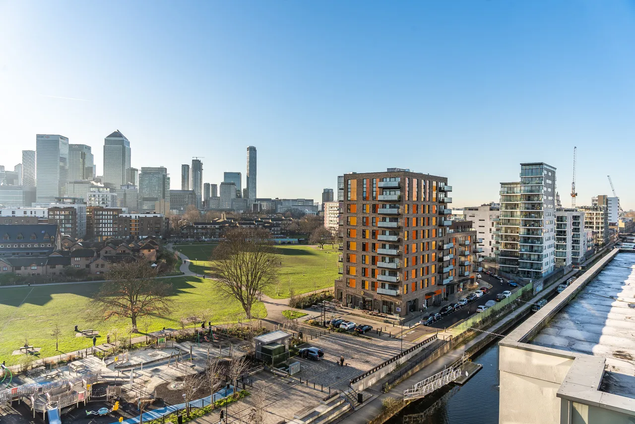 701 Ingot Tower, 28 Ursula Gould Way, London, photo 6