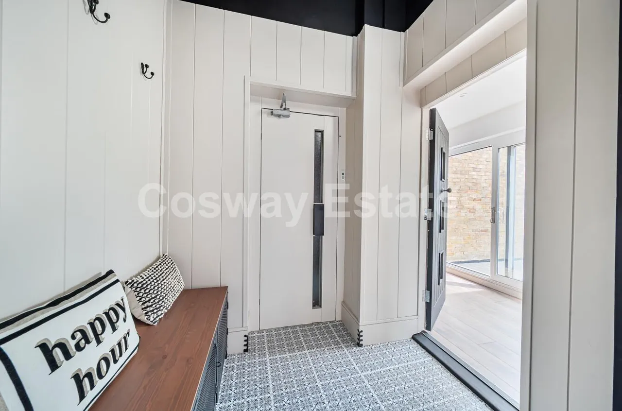 Sunrise View, Mill Hill, NW7, Mill Hill, photo 10