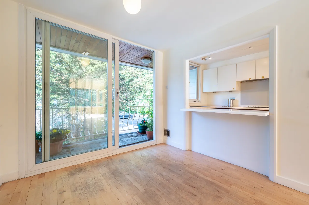 106 Holders Hill Road, London, photo 7