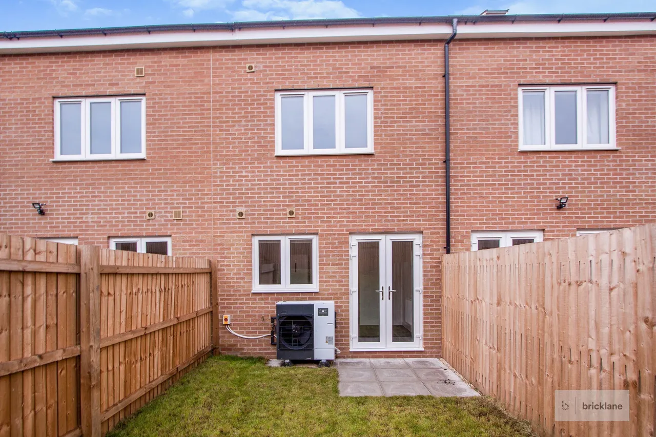 Knovill Close, Lawrence Weston, Bristol, photo 5