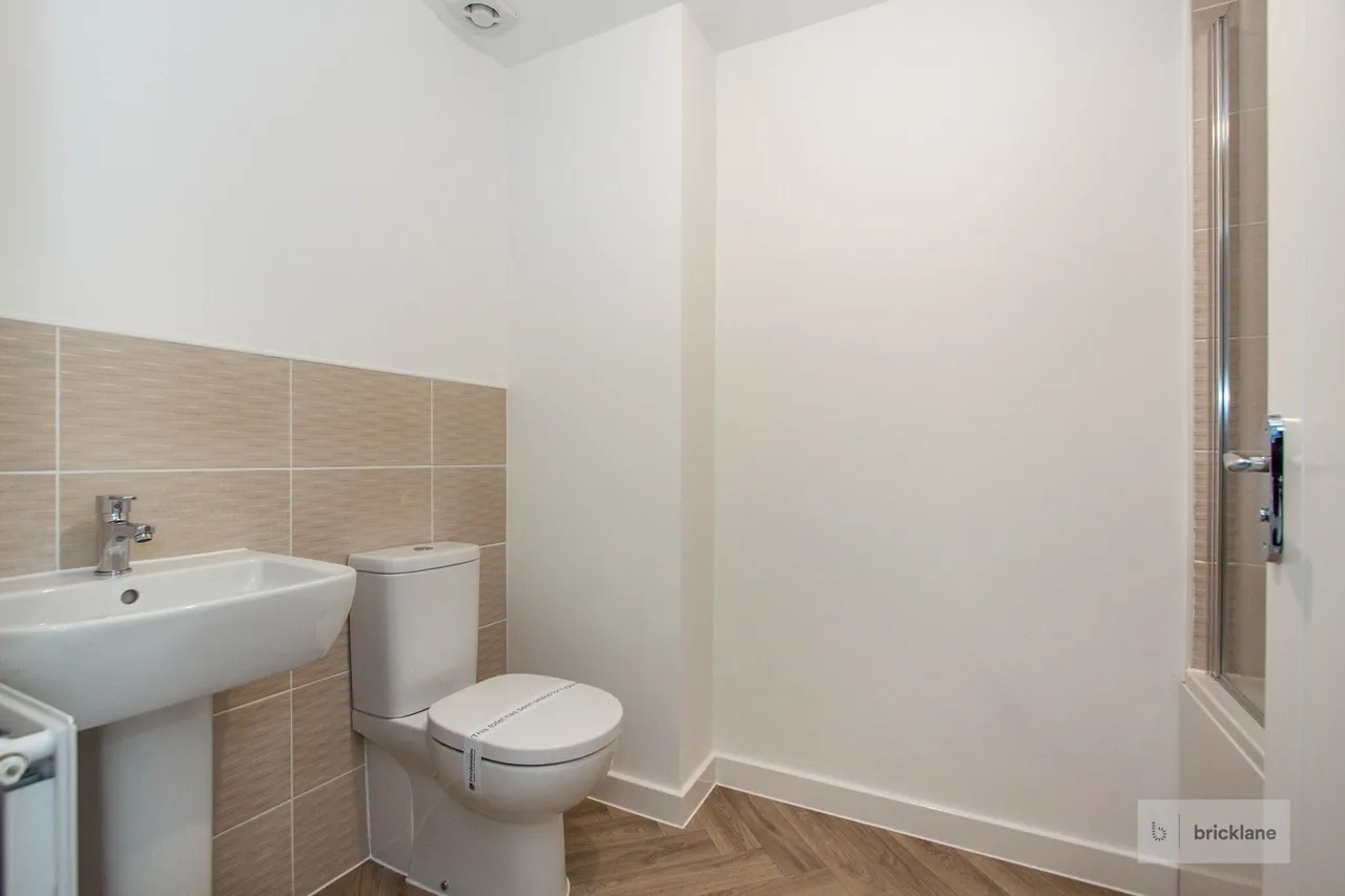 Knovill Close, Lawrence Weston, Bristol, photo 3