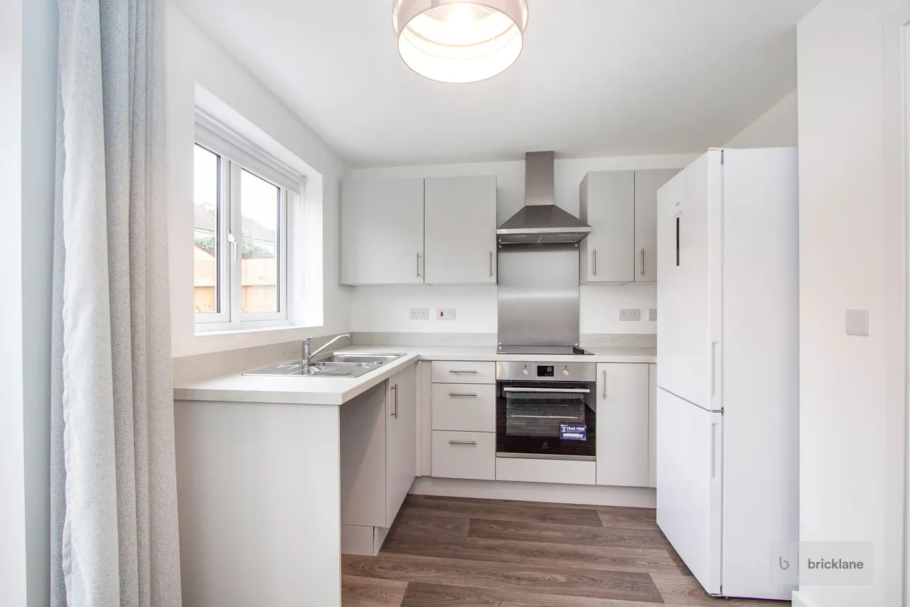 Knovill Close, Lawrence Weston, Bristol, photo 4