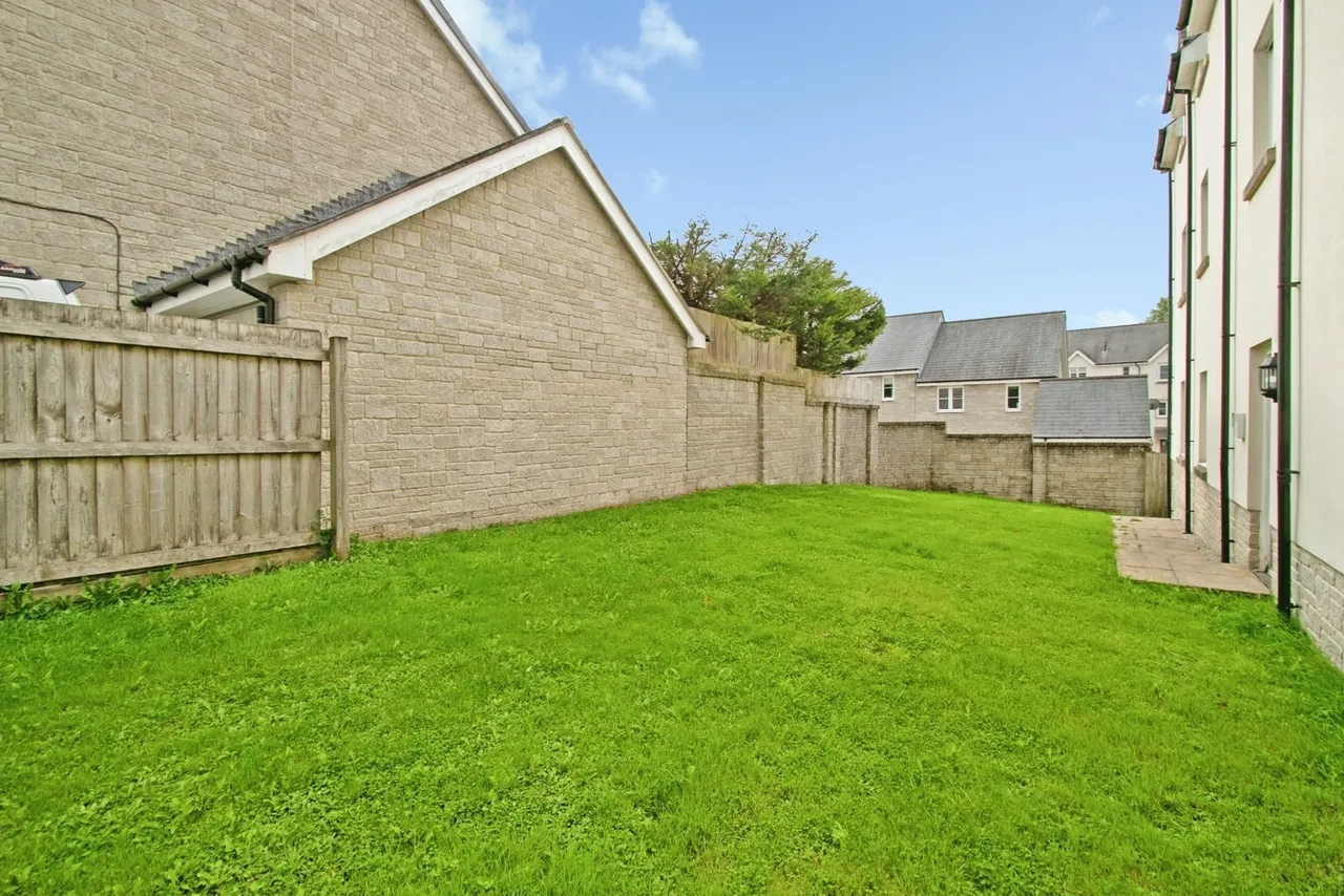 Trelowen Drive, Penryn, TR10, photo 16