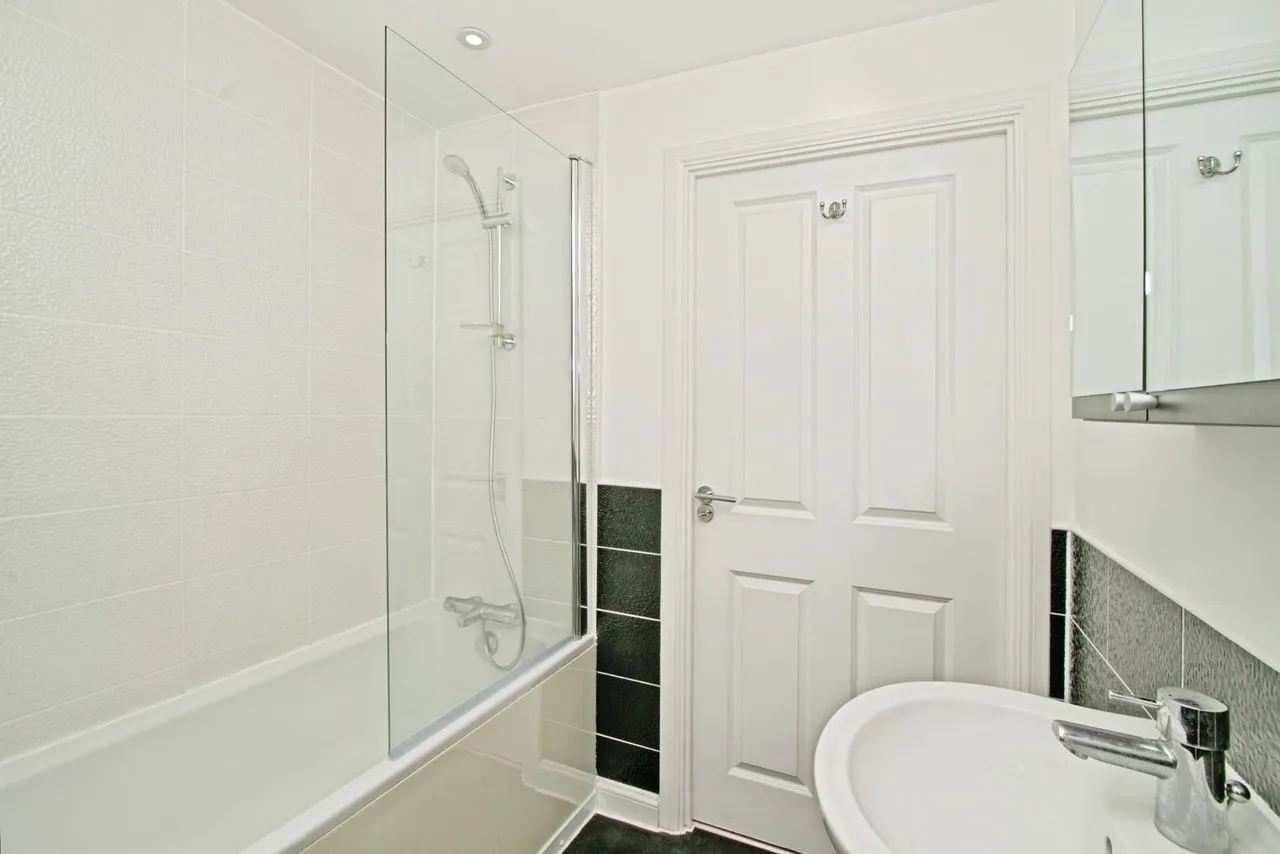 Trelowen Drive, Penryn, TR10, photo 13