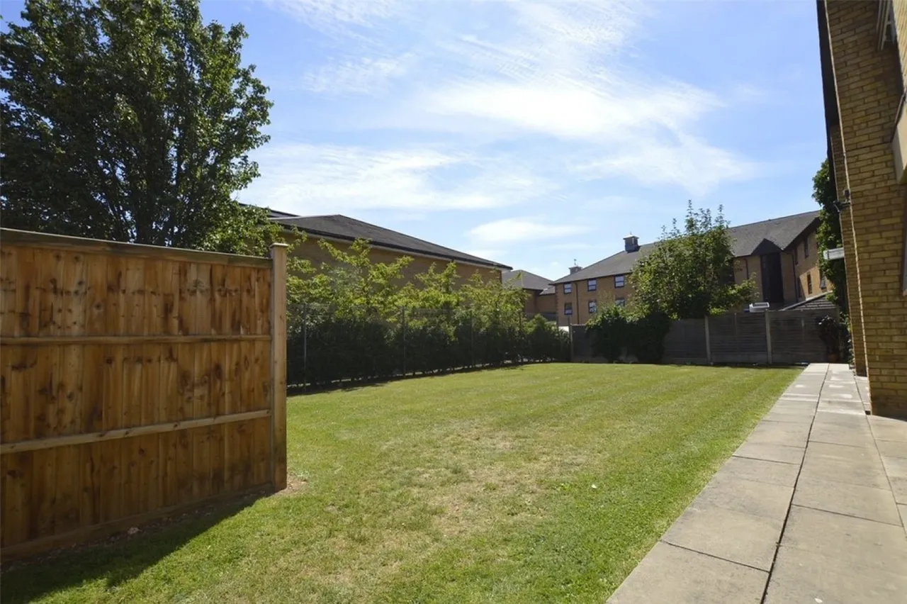 Western Road, Romford, RM1, photo 12