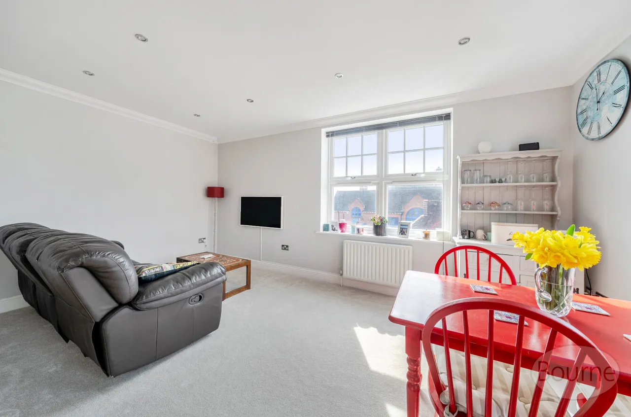 Hale Road, Farnham, GU9, photo 4