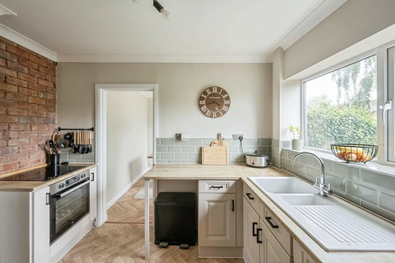 Everingham Road, Doncaster, South Yorkshire, DN4, photo 9