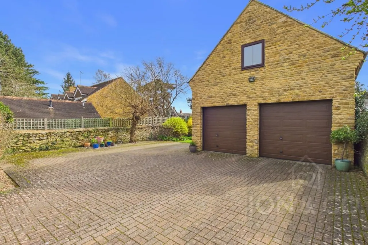 West Street, Moulton, NN3, photo 32