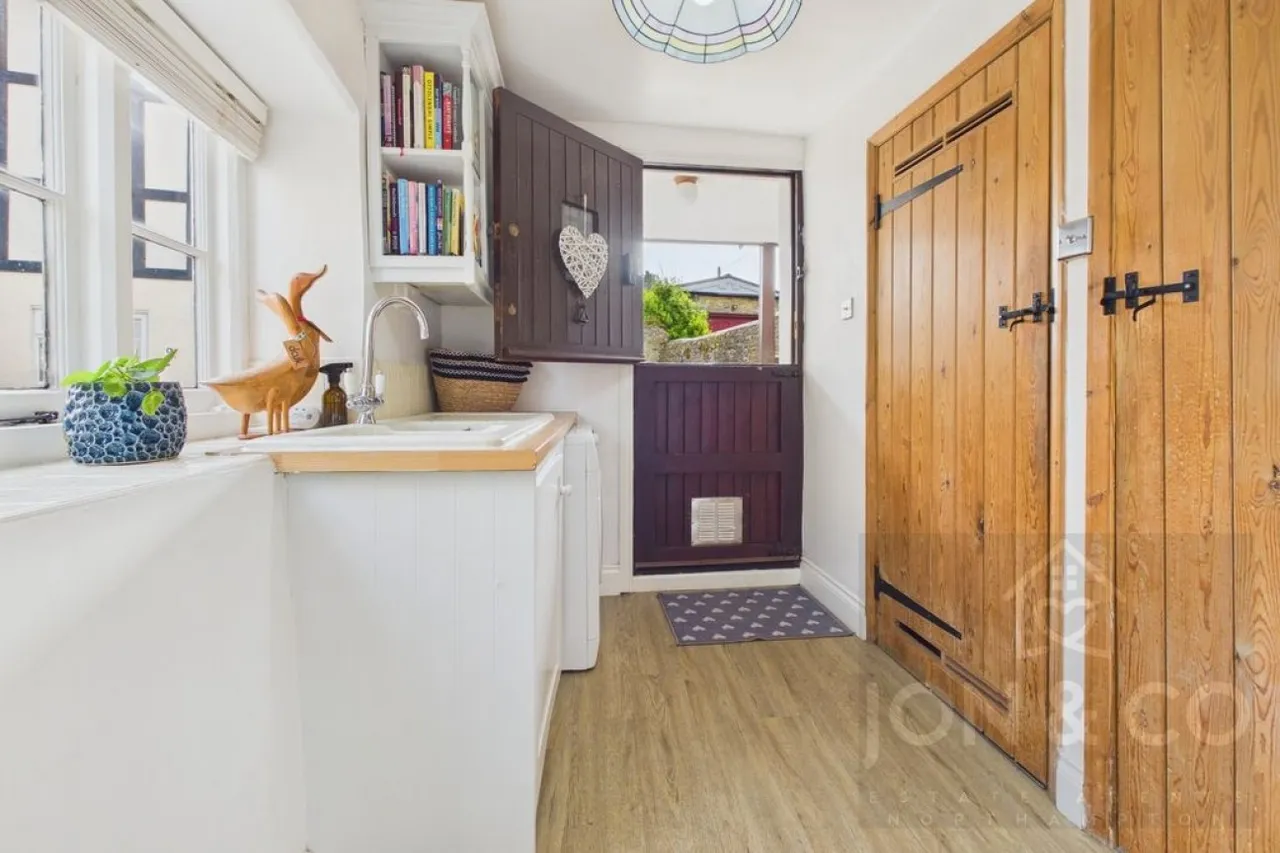 West Street, Moulton, NN3, photo 9