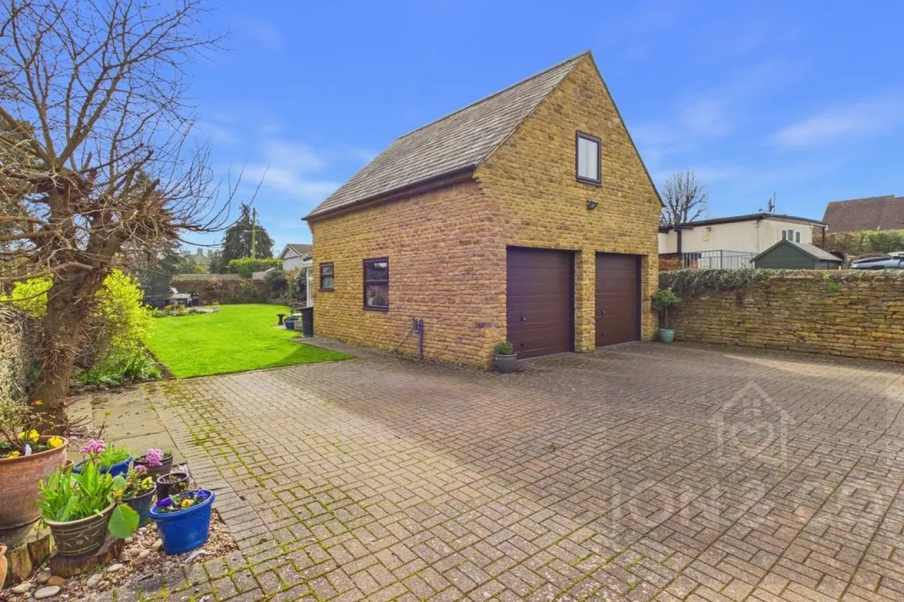 West Street, Moulton, NN3, photo 33