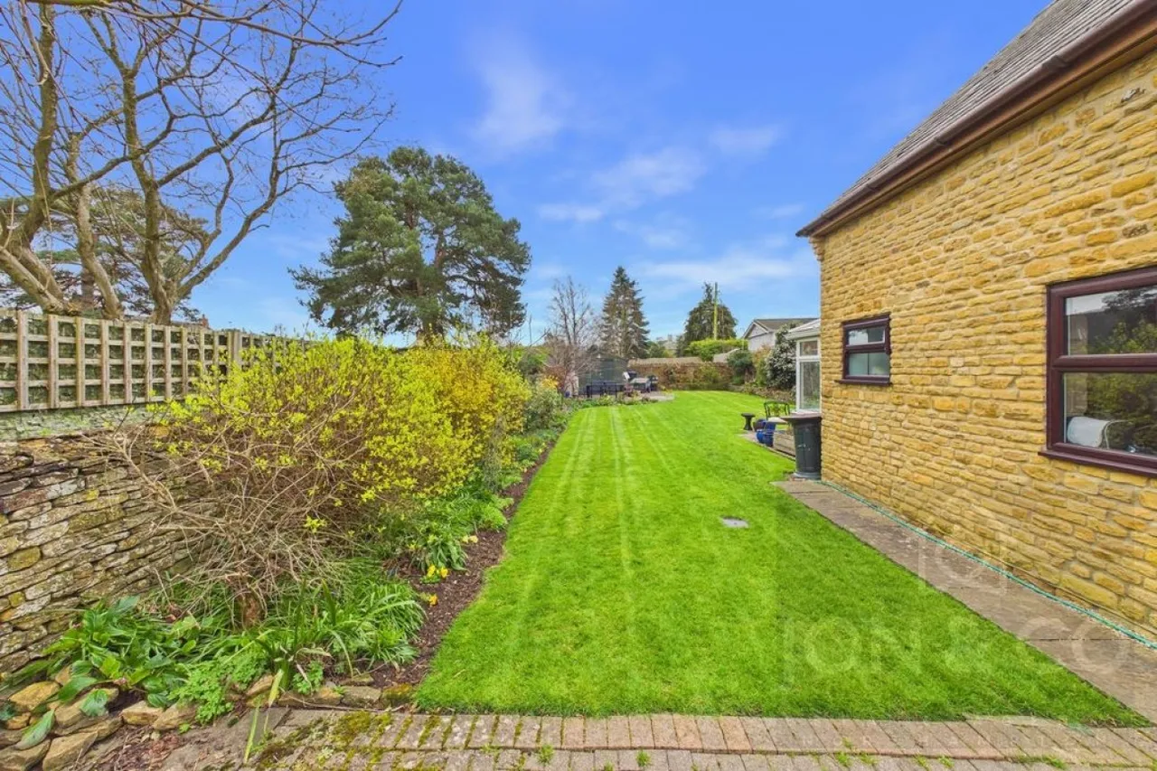 West Street, Moulton, NN3, photo 27