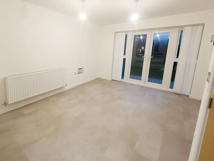 Lock Lane, Partington, M31, photo 4