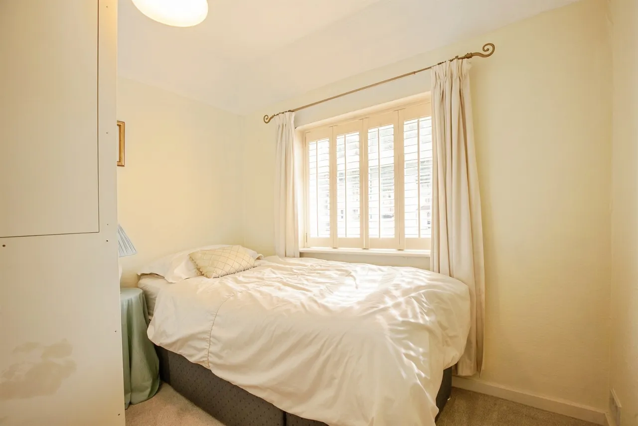 Chanctonbury Road, Burgess Hill, RH15, photo 16