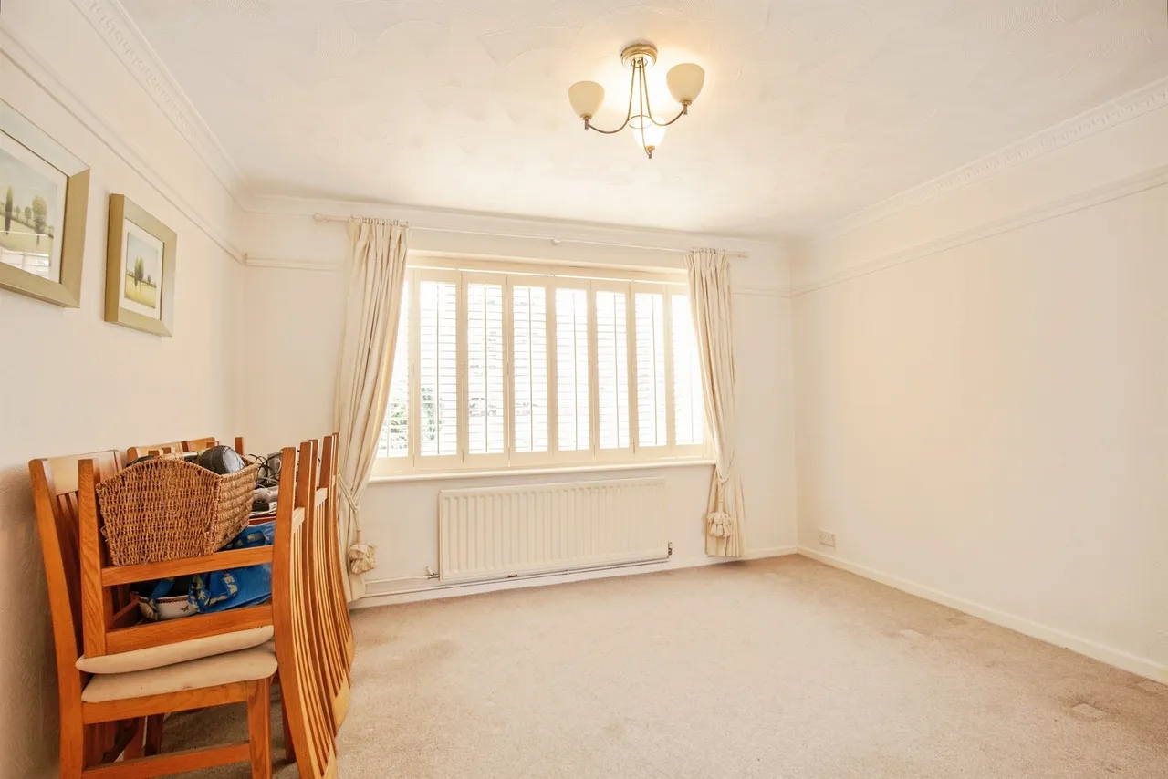 Chanctonbury Road, Burgess Hill, RH15, photo 11