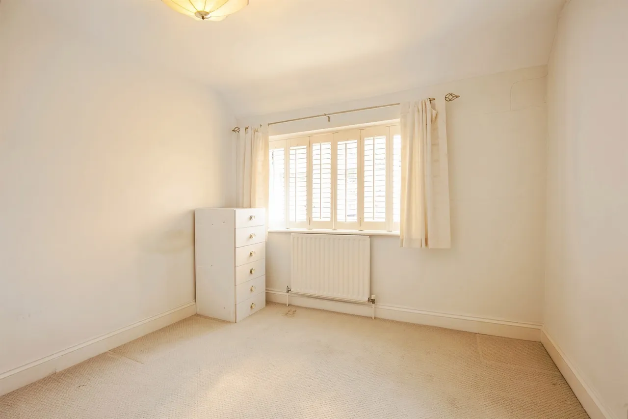 Chanctonbury Road, Burgess Hill, RH15, photo 18