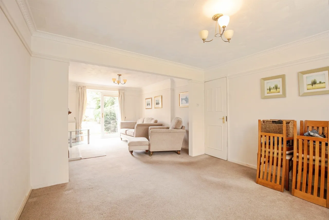 Chanctonbury Road, Burgess Hill, RH15, photo 8